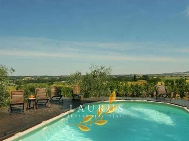 Villa in affitto a Siena
