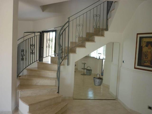Villa in affitto a Siracusa