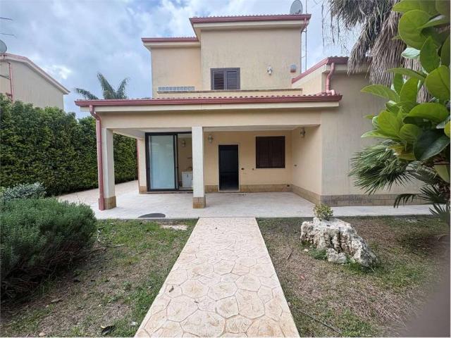 Villa in affitto a Siracusa SR