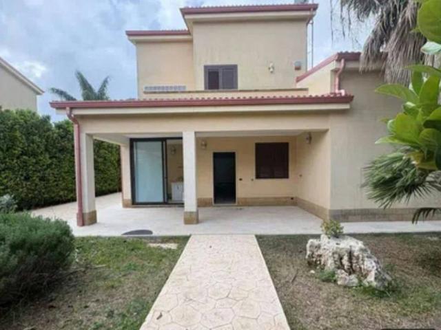Villa in affitto a Siracusa SR