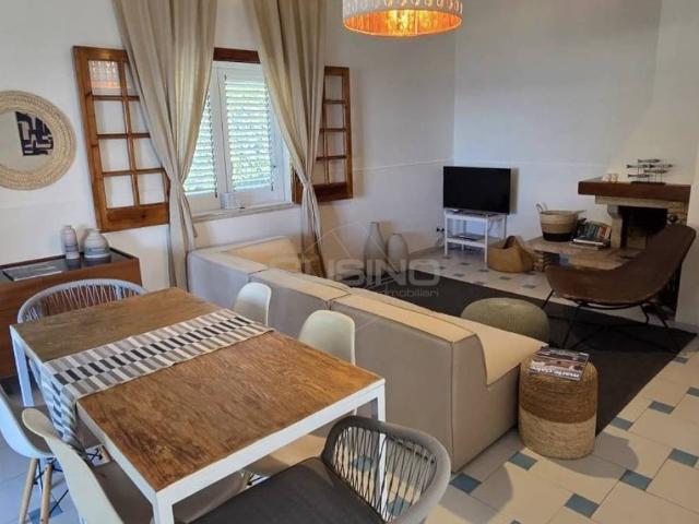 Villa in affitto a Siracusa via mar di bering, arredato, giardino privato, luminoso TrovaCasa
