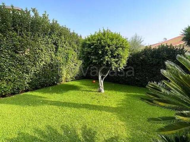 Villa in affitto a Siracusa via Monte Cervino, non arredato/vuoto, giardino privato, posto auto TrovaCasa