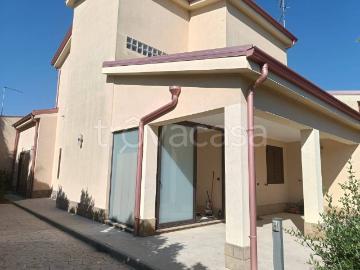Villa in affitto a Siracusa via Monte Cervino, non arredato/vuoto, giardino privato, porta blindata TrovaCasa