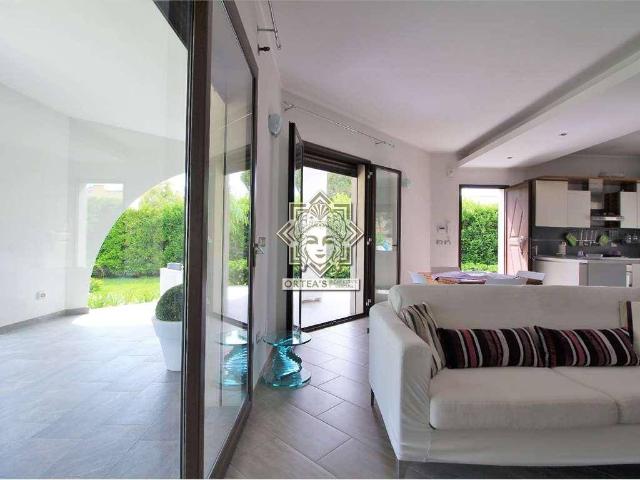 Villa in affitto a Siracusa via Isole delle Filippine, snc, non arredato/vuoto, giardino privato, box TrovaCasa