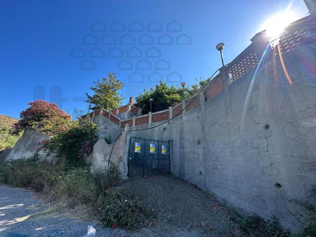 VILLA in AFFITTO a SPADAFORA SPADAFORA di 10 vani