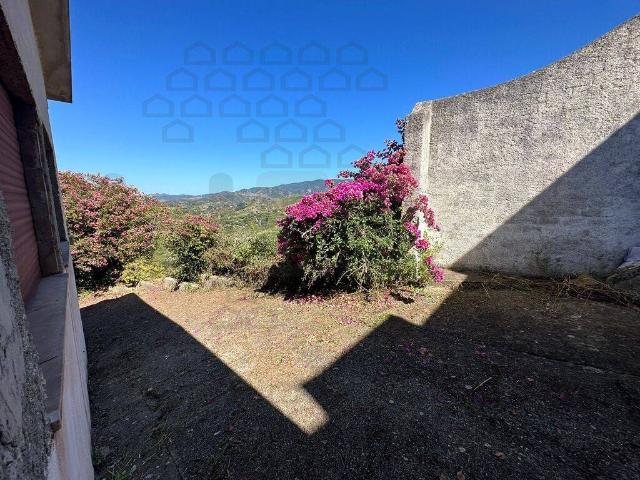 Villa in affitto a Spadafora via Spadafora, arredato, giardino privato, terrazzo TrovaCasa