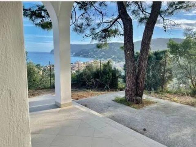 Villa in affitto a Spotorno SV