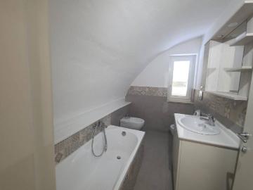 Villa in Affitto a Pozzuoli