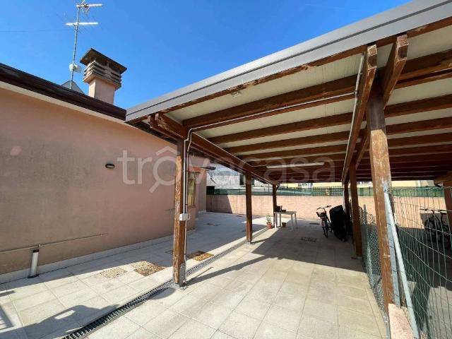 Villa in affitto a Porto Viro via Cao Marina, arredato, semicentrale, lavatrice TrovaCasa