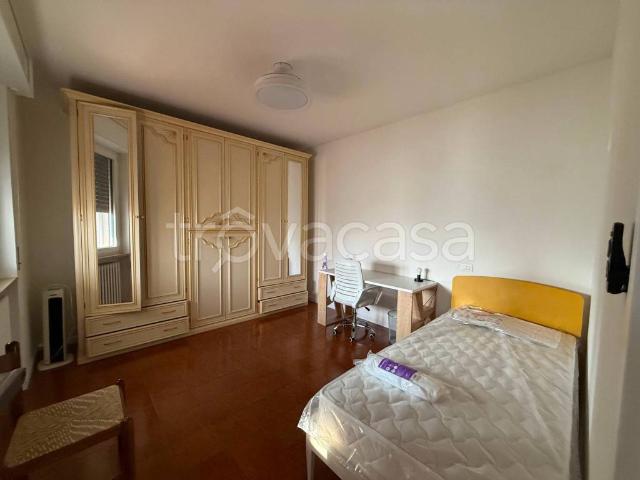 Villa in affitto a Pavia via San Lanfranco Beccari, 21, arredato, giardino privato, terrazzo TrovaCasa