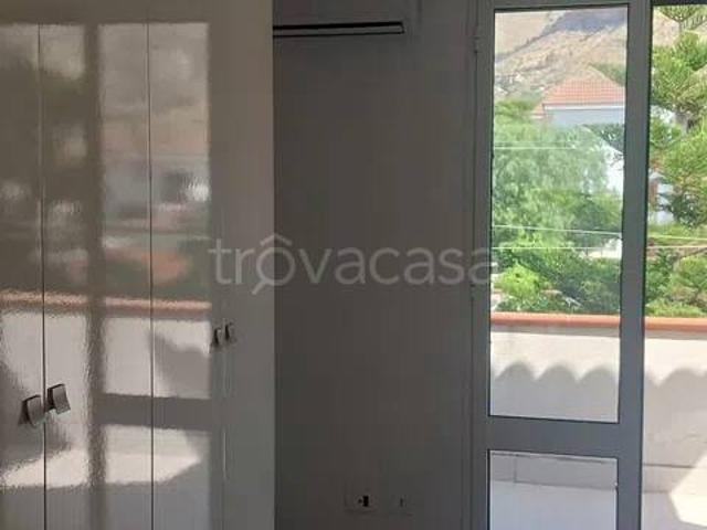 Villa in affitto a Palermo via Catalano, arredato, posto auto, terrazzo TrovaCasa