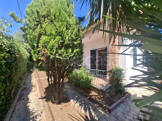 Villa in affitto a Palermo viale Ebe, 27, non arredato/vuoto, giardino privato, terrazzo TrovaCasa
