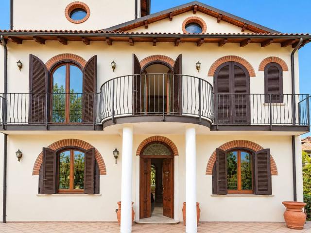 Villa in affitto a Palestro PV