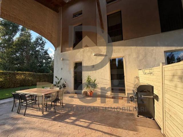 Villa in affitto a Parma, arredato, giardino privato, posto auto TrovaCasa