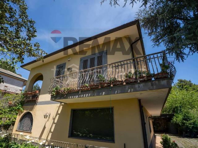 Villa in affitto a Pedara via Concetto Marchesi, 12, non arredato/vuoto, giardino privato, terrazzo TrovaCasa