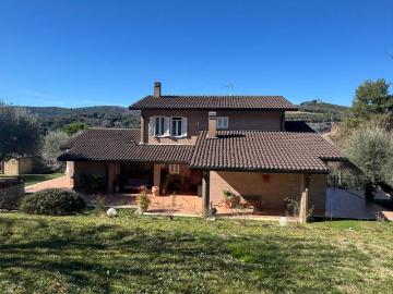 Cenerente, Perugia Umbria