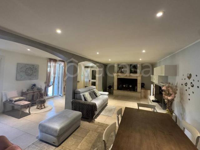 Villa in affitto a Perugia strada San marco cenerente, giardino privato, terrazzo, vista panoramica TrovaCasa