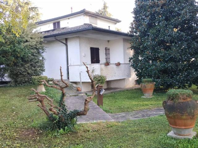 Villa in affitto a Piacenza PC