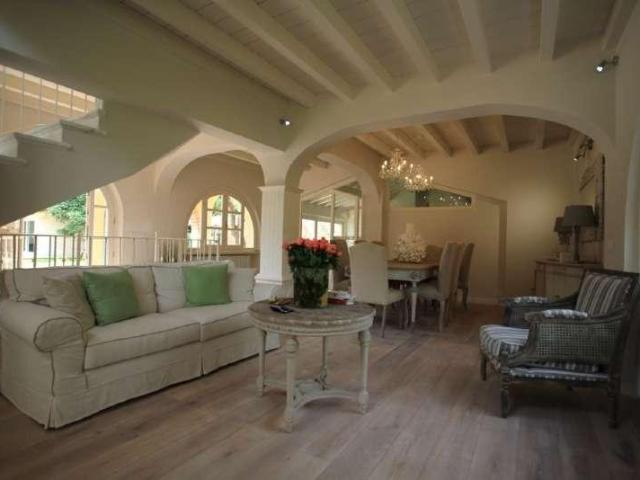 Villa in affitto a Pietrasanta