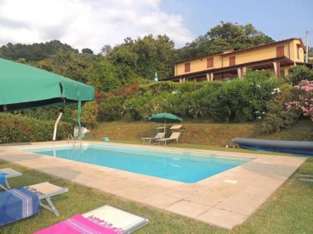 Villa in affitto a Pietrasanta