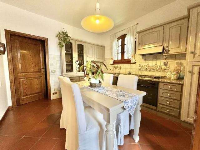 Villa in affitto a Pietrasanta, arredato, giardino privato, posto auto TrovaCasa