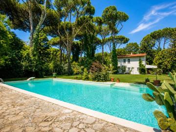 Villa in affitto a Pietrasanta LU
