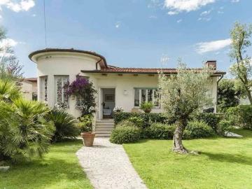 Villa in affitto a Pietrasanta LU