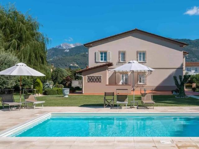 Villa in affitto a Pietrasanta LU