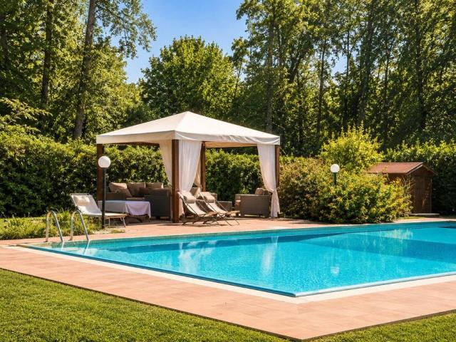 Villa in affitto a Pietrasanta LU