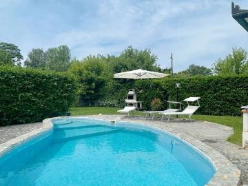 Villa in affitto a Pietrasanta LU
