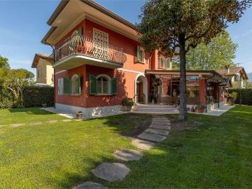 Villa in affitto a Pietrasanta LU