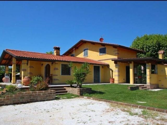 Villa in affitto a Pietrasanta LU