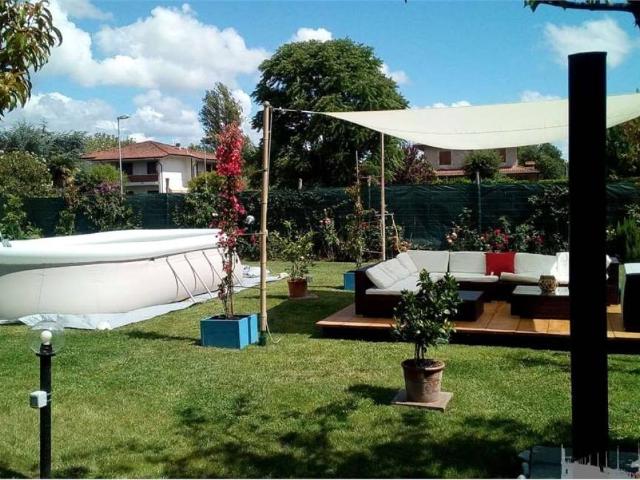 Villa in affitto a Pietrasanta LU