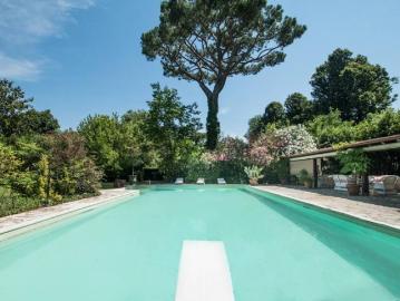 Villa in affitto a Pietrasanta LU