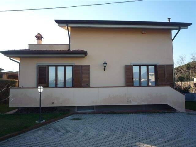 Villa in affitto a Pietrasanta LU