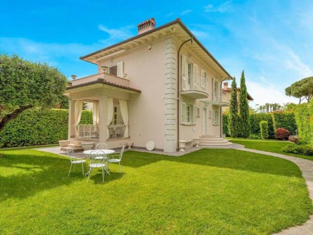 Villa in affitto a Pietrasanta LU
