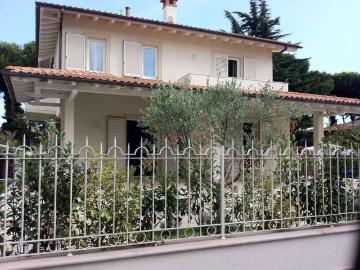 Villa in affitto a Pietrasanta LU