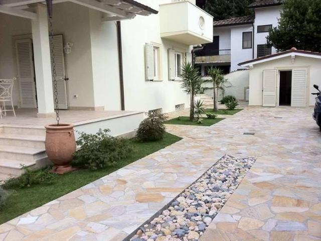 Villa in affitto a Pietrasanta LU