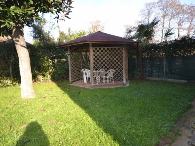Villa in affitto a Pietrasanta LU