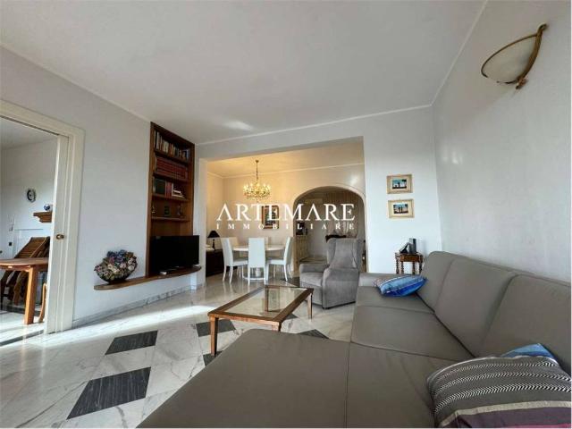 Villa in affitto a Pietrasanta via Della Chiesa, arredato, giardino, posto auto TrovaCasa