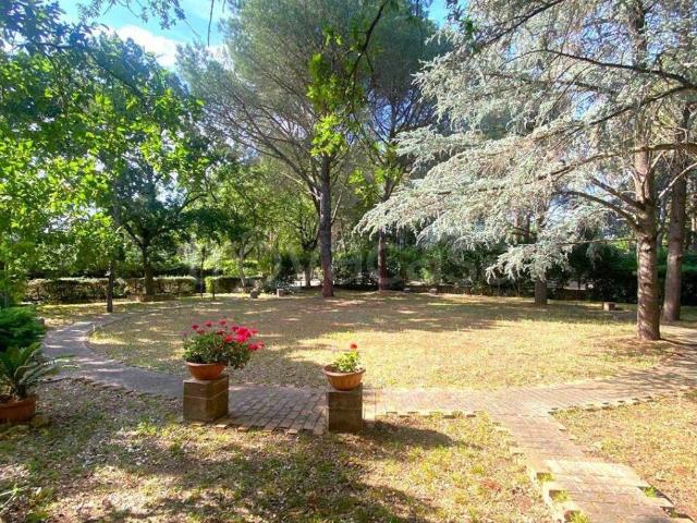 Villa in affitto a Putignano viale delle Pentimelle, arredato, giardino privato, posto auto TrovaCasa