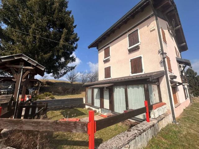 Villa in affitto a Roana VI