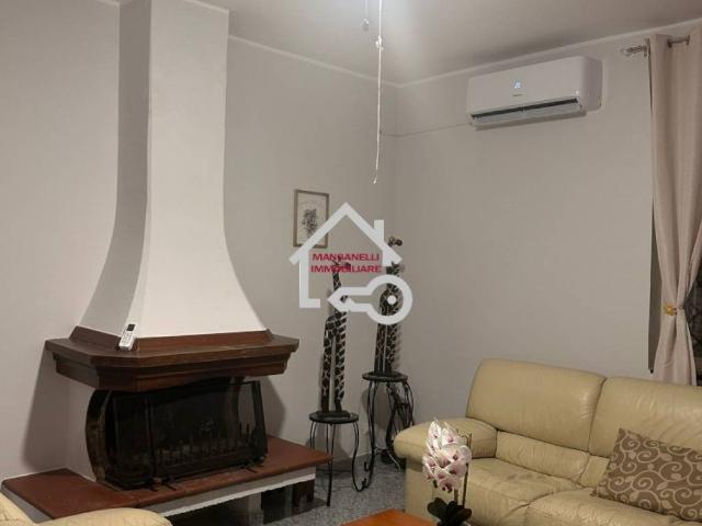 Villa in affitto a Roccadaspide via San Martino, 16, arredato, giardino privato, caminetto TrovaCasa