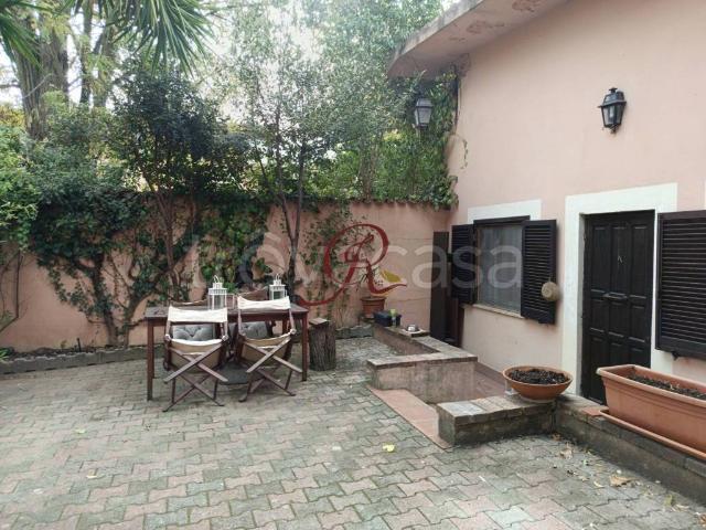 Villa in affitto a Roma via dei Sabelli, 191, arredato, giardino privato, posto auto TrovaCasa