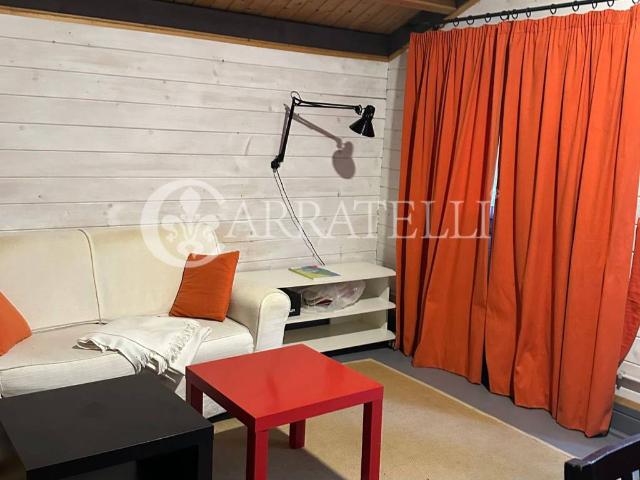 Villa in affitto a Roma via del Casale della Crescenza, arredato, giardino privato, riscaldamento autonomo TrovaCasa