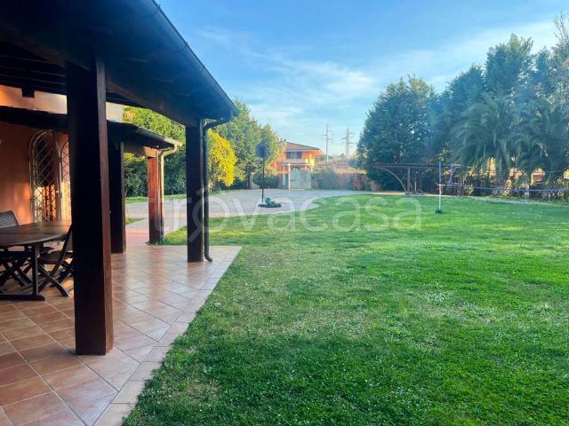 Villa in affitto a Roma via della Giustiniana, non arredato/vuoto, giardino privato, terrazzo TrovaCasa