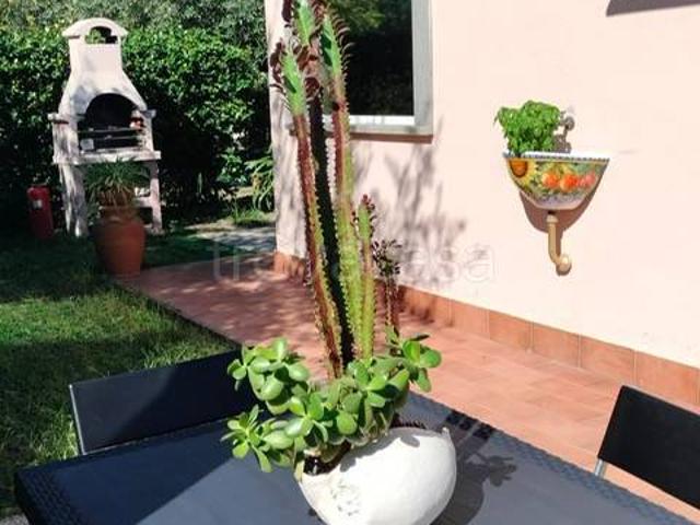 Villa in affitto a Roma via della Fontana Morta, arredato, giardino privato, posto auto TrovaCasa