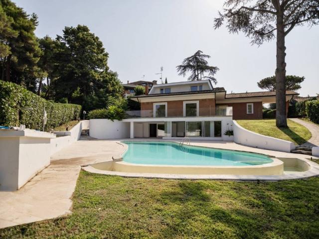 Villa in affitto a Roma via della Nocetta, 171, giardino privato, box, terrazzo TrovaCasa