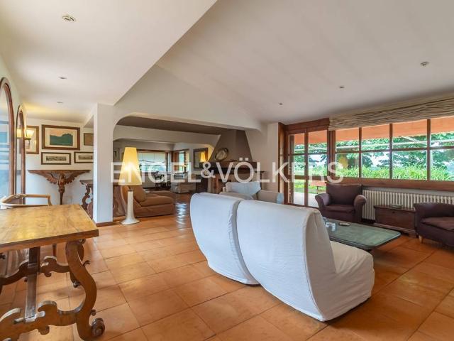 Villa in affitto a Roma via Tiberina, arredato, giardino privato, terrazzo TrovaCasa