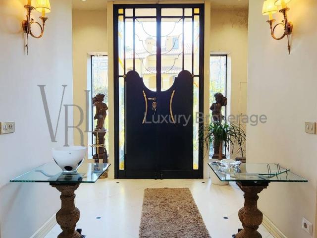 Villa in affitto a Roma RM